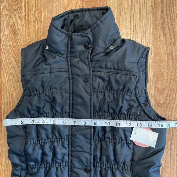 Quilted Puffer Vest with Detachable Hood with Faux Fur Trim by SO Womens Size S - Picture 14 of 16